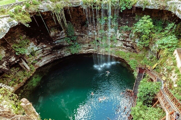 Chichen Itza Premium Access 2026: Chichen Itza, Cenote, and Valladolid Tour