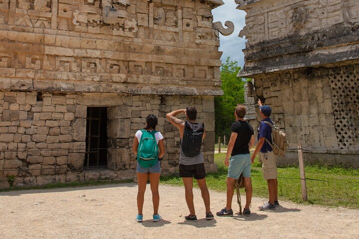 Chichen Itza Premium Access 2026: Chichen Itza by Van: Reduced Group, Tour Guide, Fast Trip & Lunch