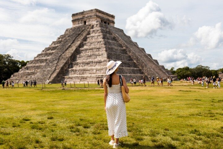 Chichen Itza Premium Access 2026: Chichen Itza, Cenote, and Valladolid Tour