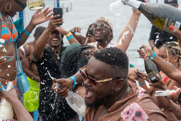 Adults only Hip Hop Sessions Boat Party Cancun | 2026 VIP Concierge