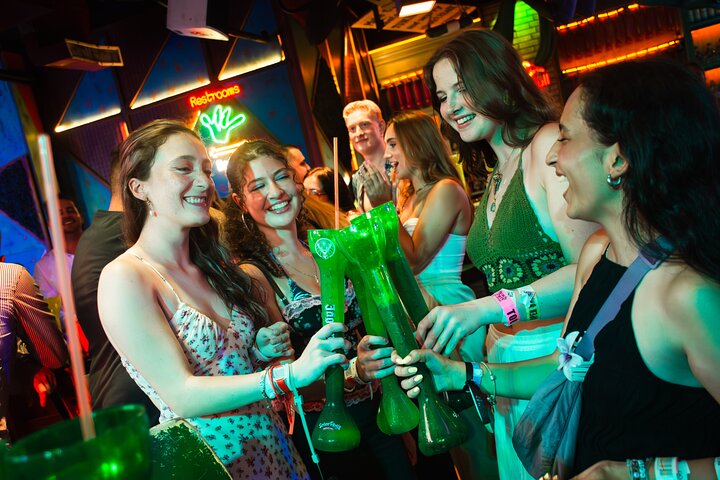 Bar Crawl Madness Tour in Cancun | 2026 VIP Concierge