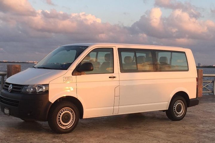 Private Transfer Cancun-Playa del Carmen/Ferry/Puerto Aventuras | 2026 VIP Concierge
