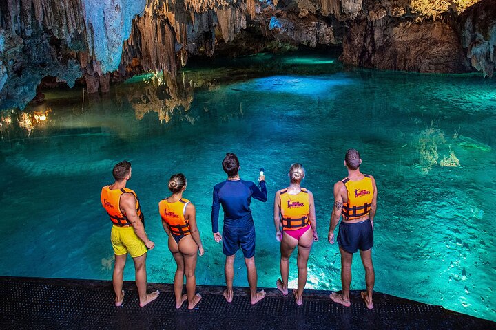Cancun Extreme Local Adventure: Hidden Cenote Swim: Snorkeling, Sea Turtles and Beachside Lunch