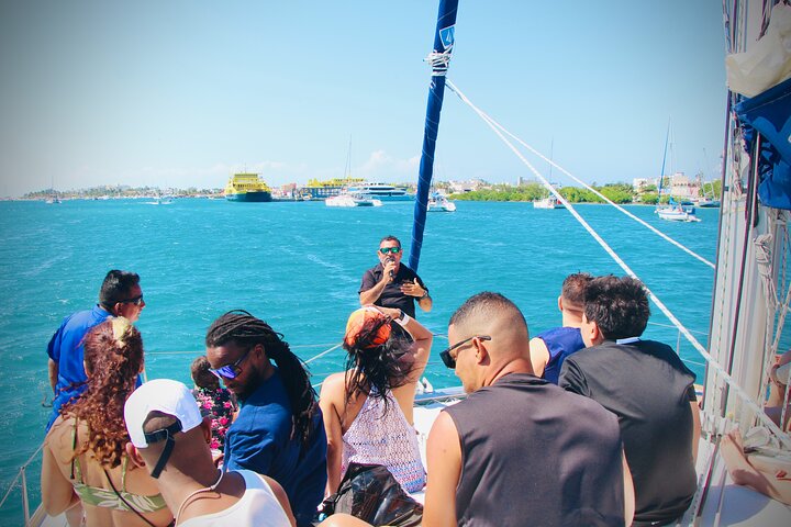 VIP Isla Mujeres Sailing: All Inclusive Isla Mujeres Catamaran